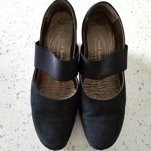 Josef Seibel Black Mary Jane Pumps sz 9-9.5 (40)